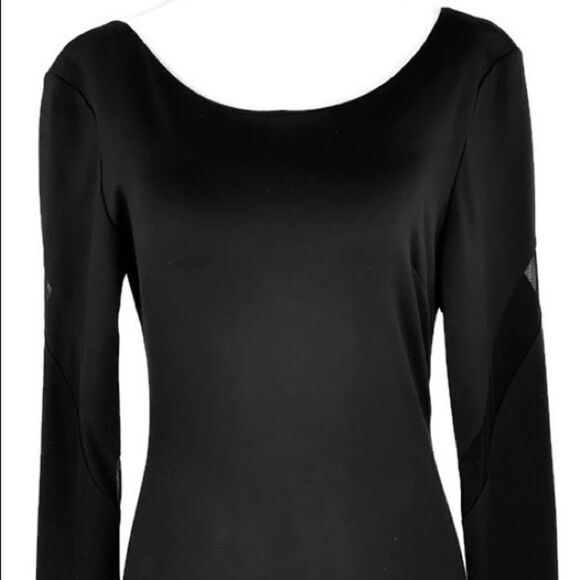 Cindy + Johnny V-Back Dress - Picture 4 of 9